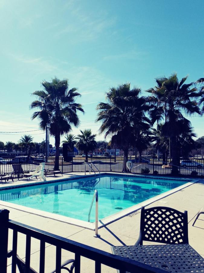Quality Inn & Suites Leesburg Chain Of Lakes Eksteriør bilde