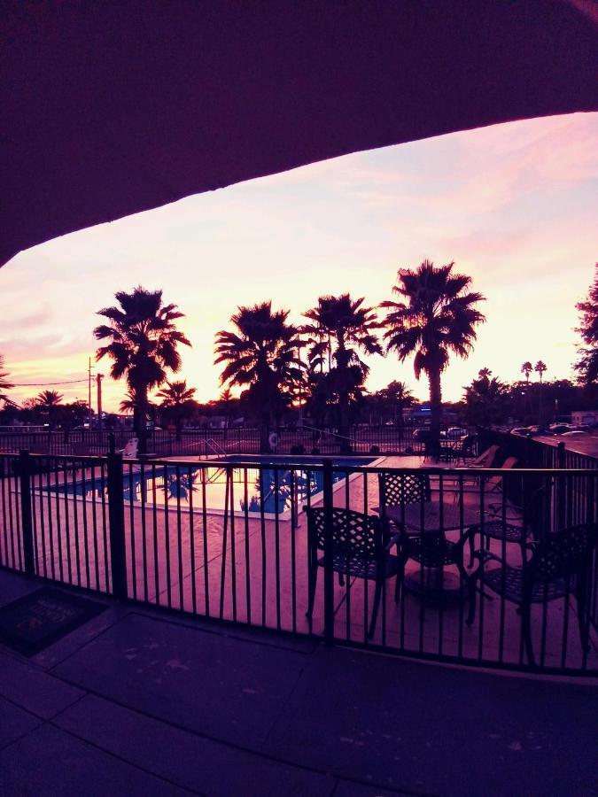 Quality Inn & Suites Leesburg Chain Of Lakes Eksteriør bilde