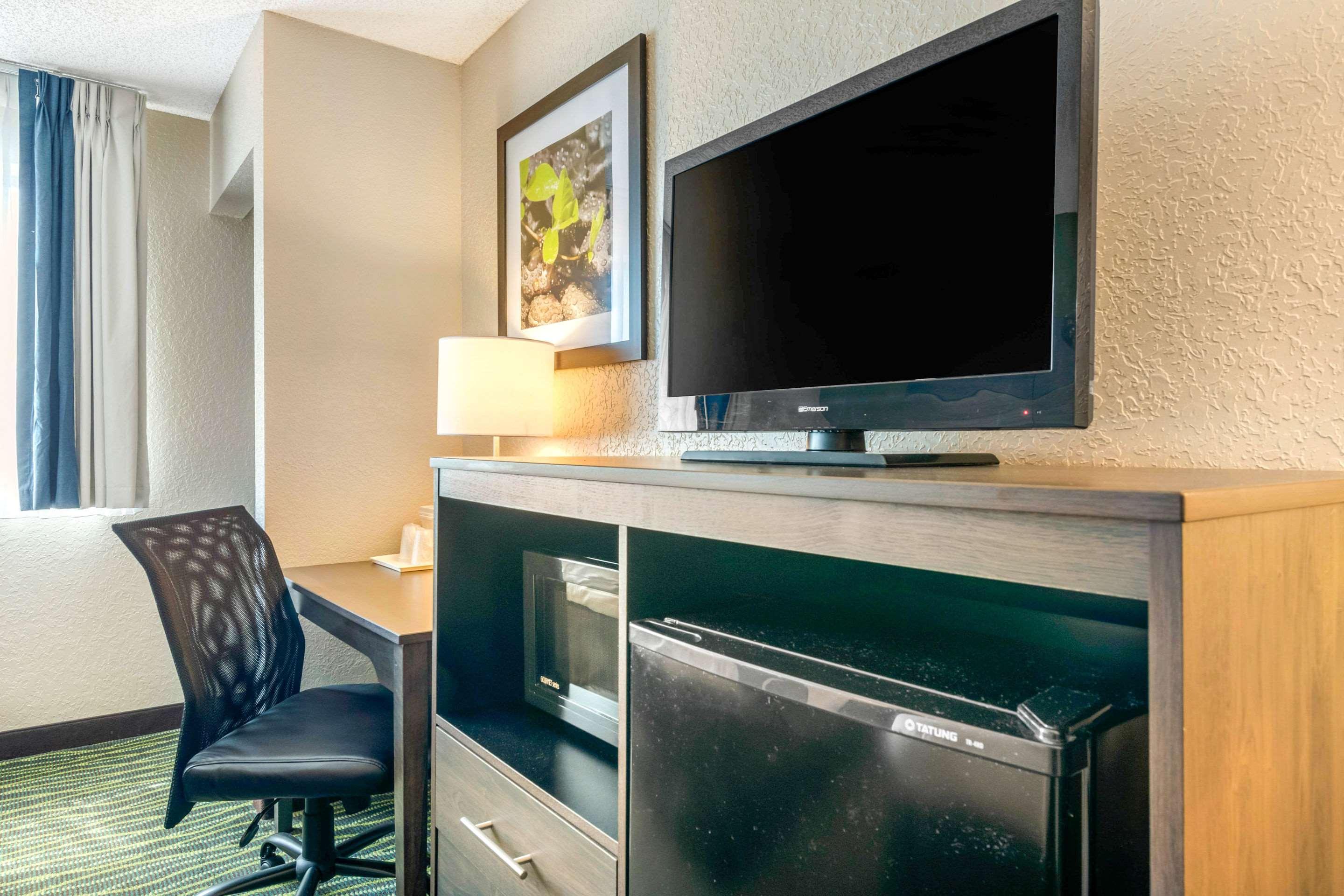 Quality Inn & Suites Leesburg Chain Of Lakes Eksteriør bilde