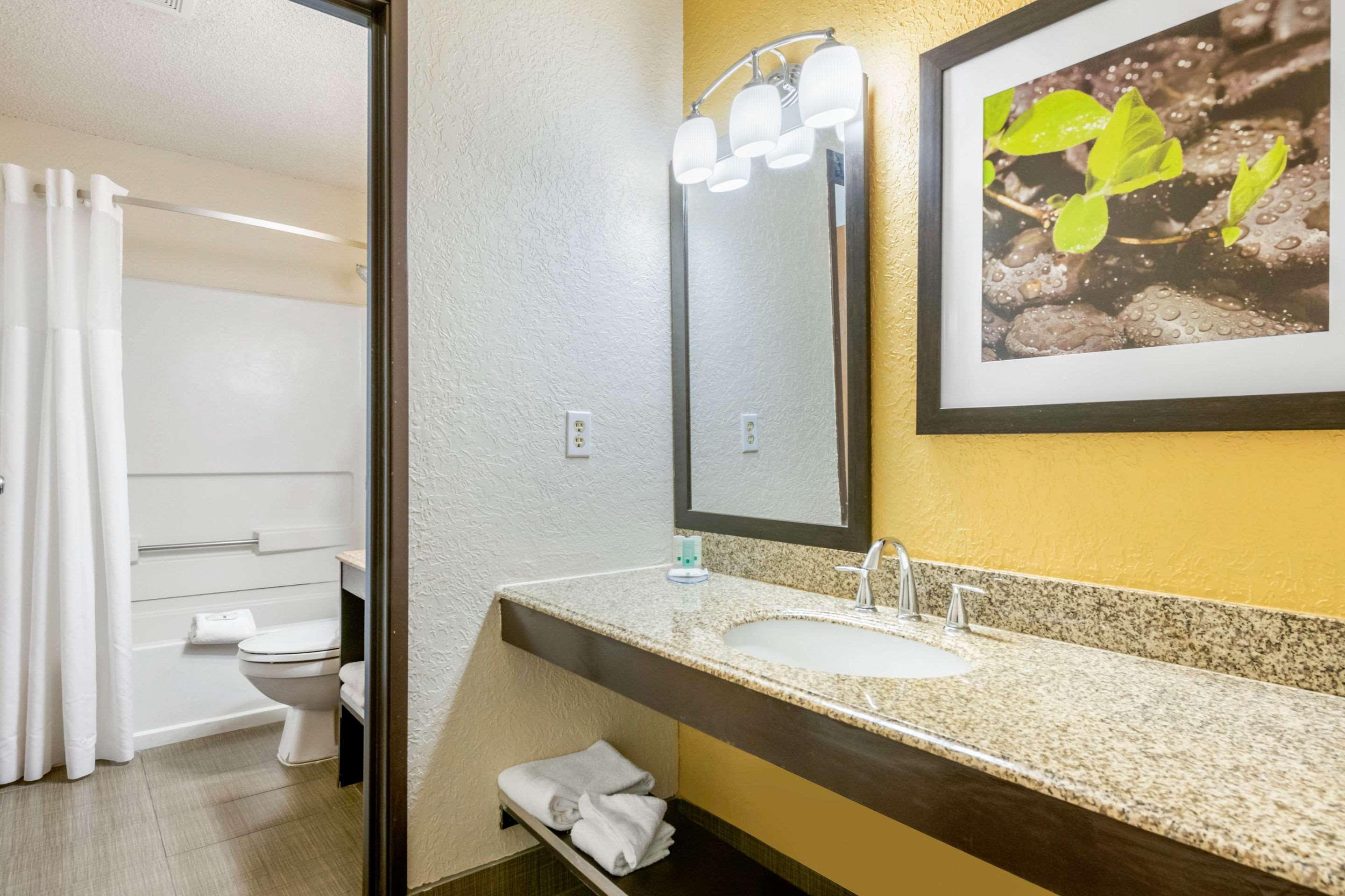 Quality Inn & Suites Leesburg Chain Of Lakes Eksteriør bilde