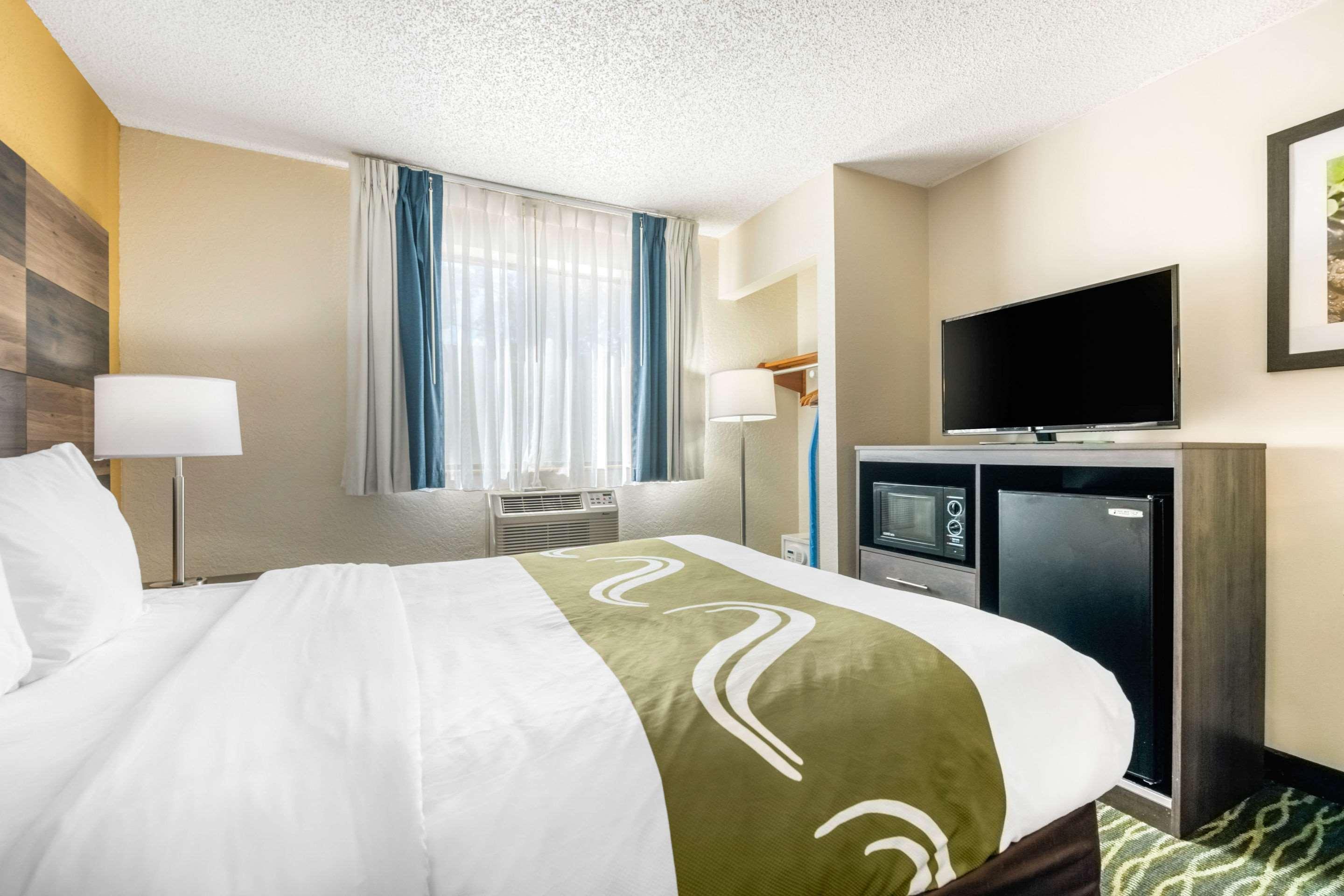 Quality Inn & Suites Leesburg Chain Of Lakes Eksteriør bilde