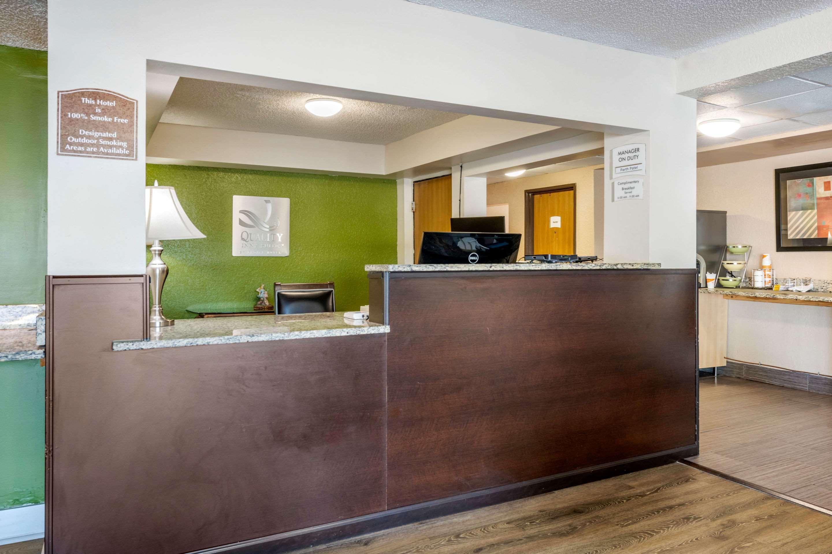 Quality Inn & Suites Leesburg Chain Of Lakes Eksteriør bilde