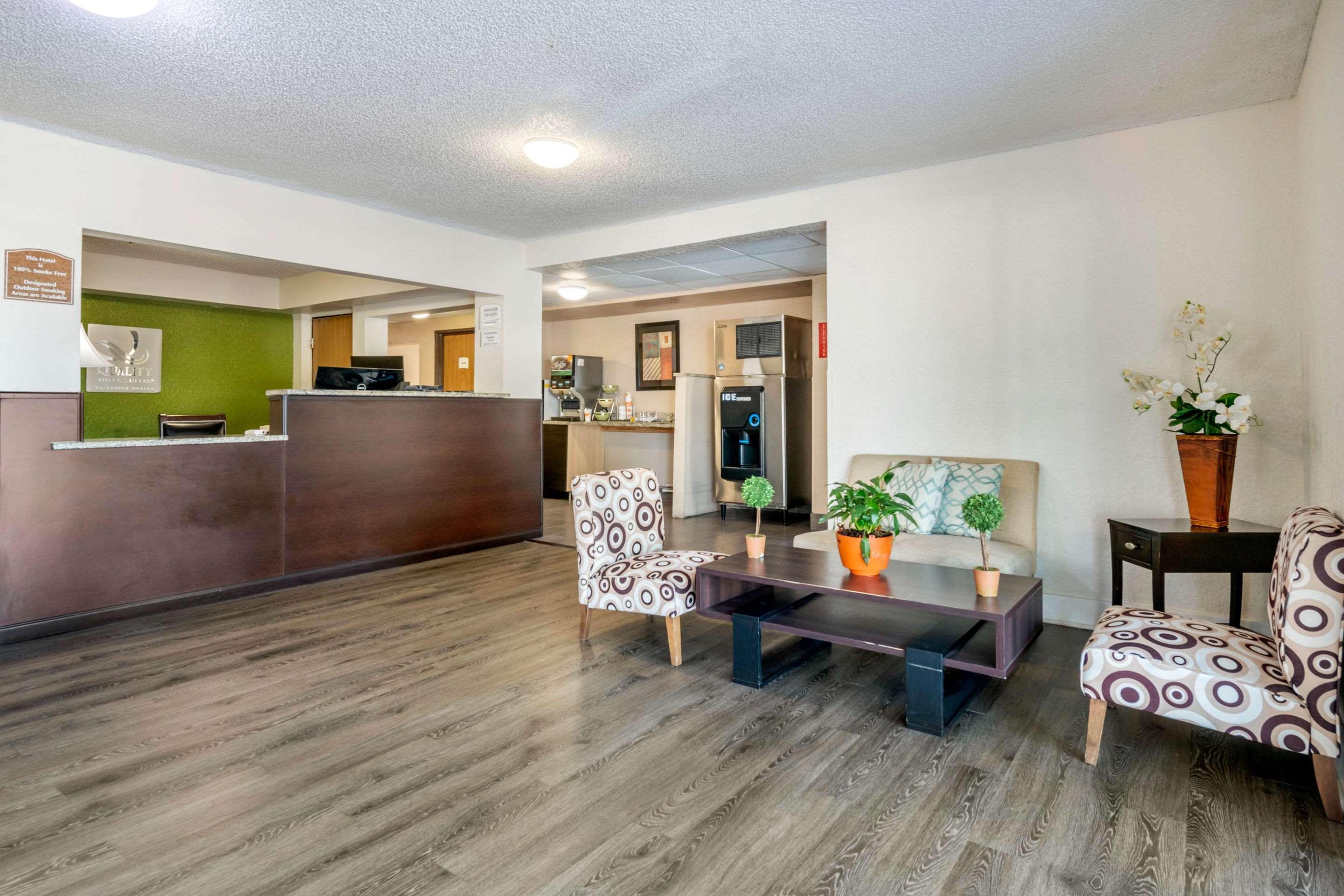 Quality Inn & Suites Leesburg Chain Of Lakes Eksteriør bilde