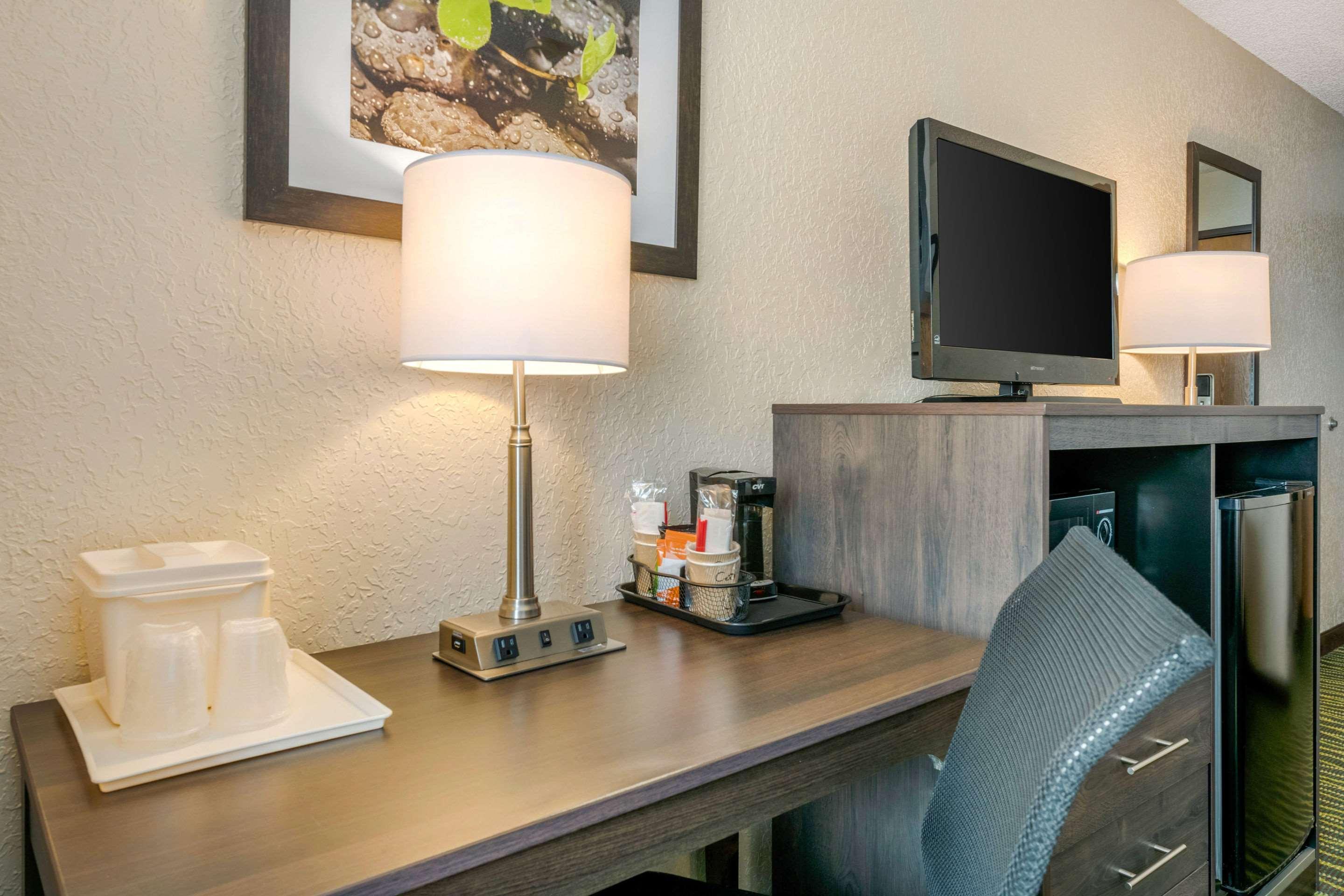 Quality Inn & Suites Leesburg Chain Of Lakes Eksteriør bilde