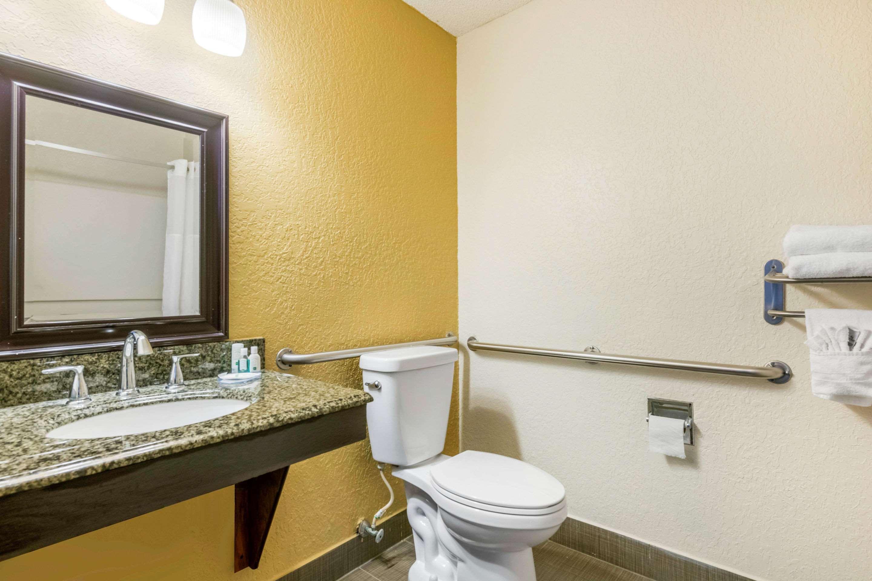 Quality Inn & Suites Leesburg Chain Of Lakes Eksteriør bilde