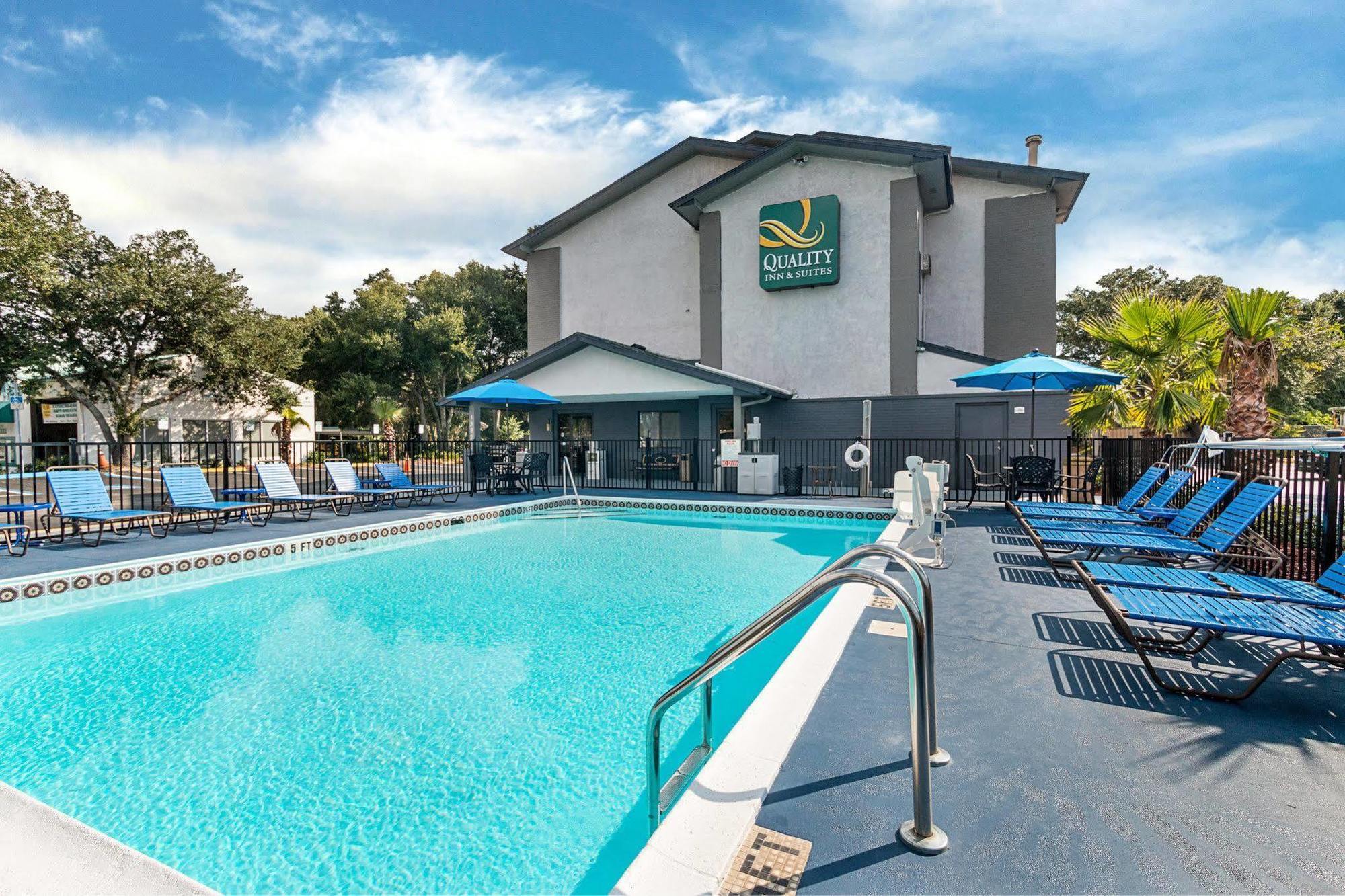 Quality Inn & Suites Leesburg Chain Of Lakes Eksteriør bilde